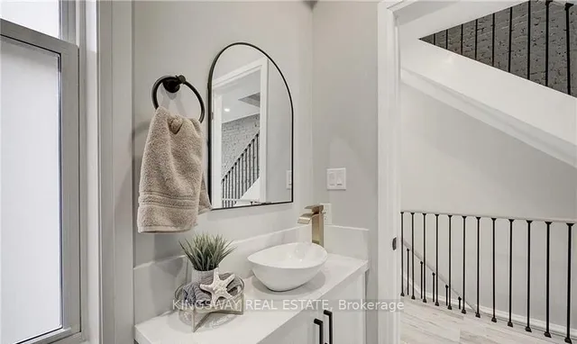 Additional image 11 of 42 Madison Ave