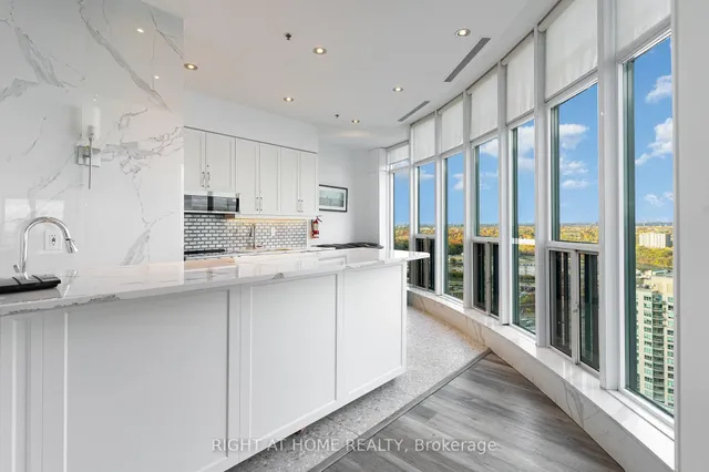 Additional image 21 of 2121 Lake Shore Blvd Unit 2101