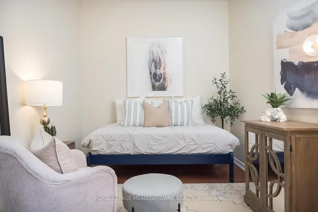 Additional image 19 of 262 Dundas St Unit 318