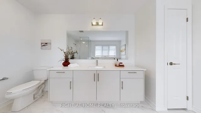 Additional image 25 of 328 Bergamot Ave