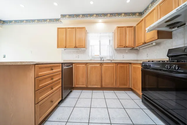 Additional image 11 of 586 Matisse Pl