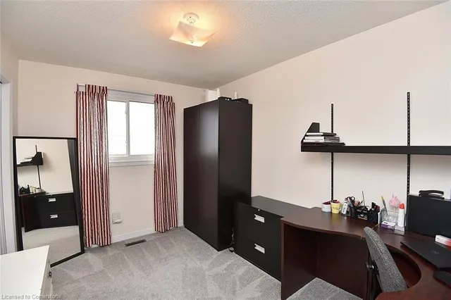 Additional image 19 of 39 Duncan Ave