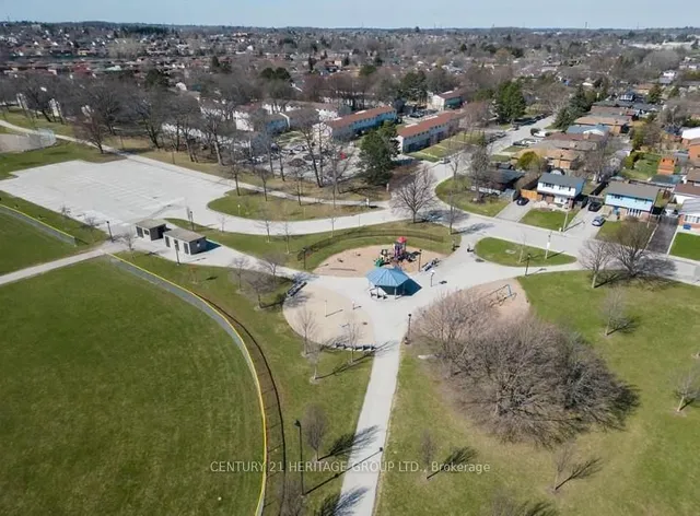 Additional image 37 of 10 Esquire Pl