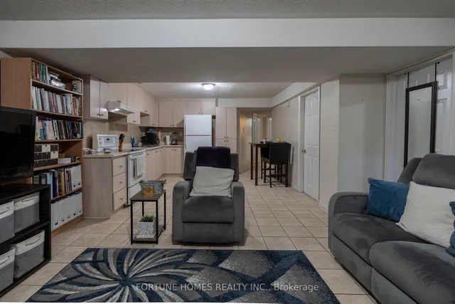 Additional image 48 of 197 Vintage Gate