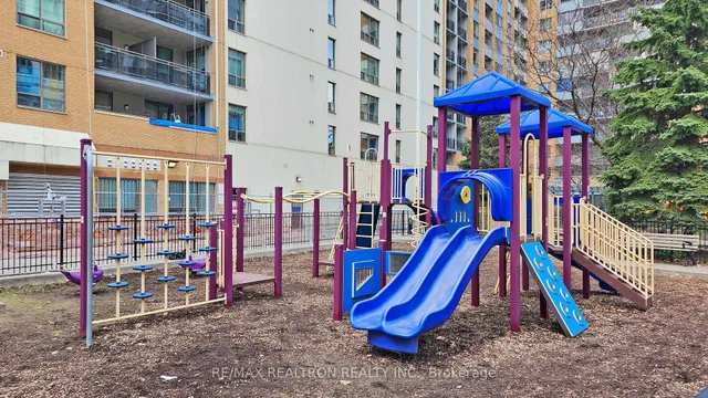 Additional image 50 of 65 Mutual St Unit 1702