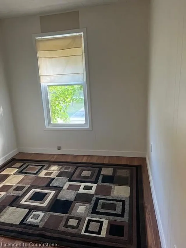 Additional image 3 of 37 Dundas St