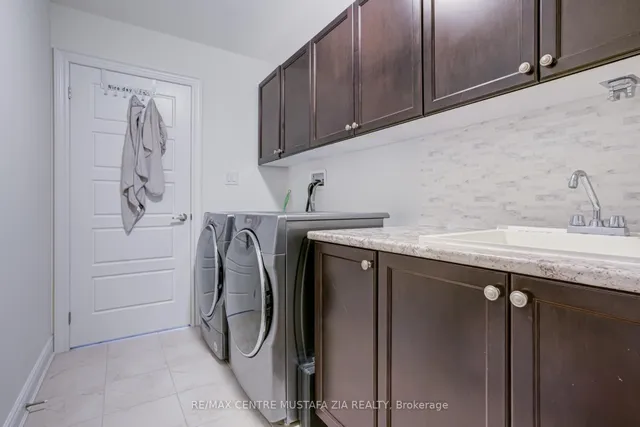 Additional image 38 of 708 Kennedy Circ