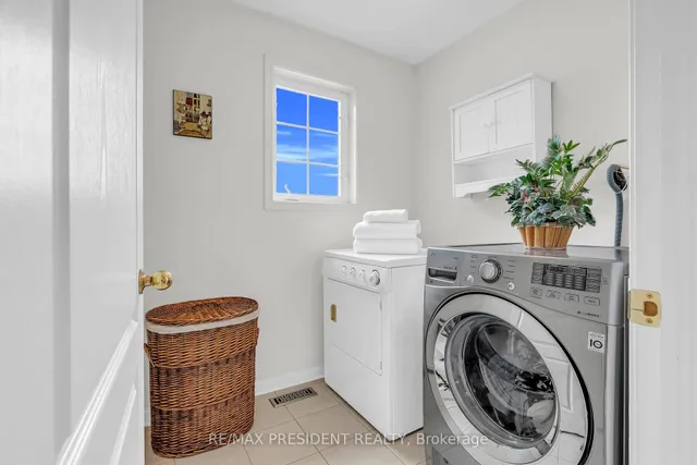 房产图片 40 - 670 Irving Terr