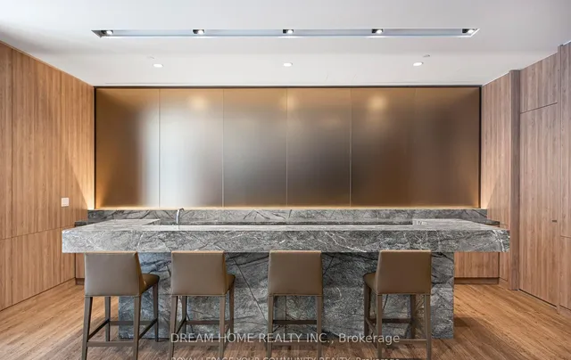 Additional image 3 of 27 Bathurst St Unit 617