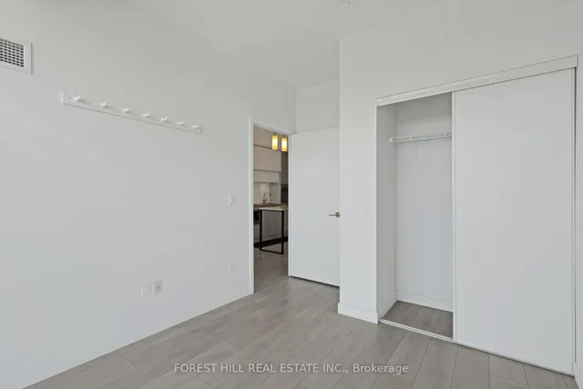 Additional image 9 of 8 Eglinton Ave Unit 4406