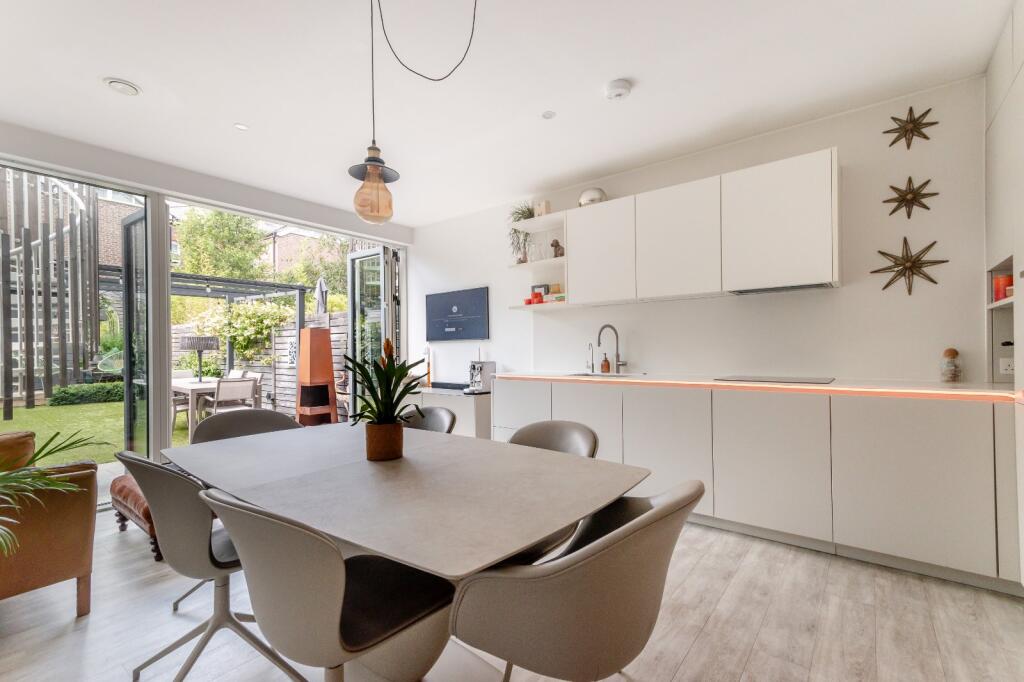 Additional image 14 of Gabriel Square, St. Albans, Hertfordshire