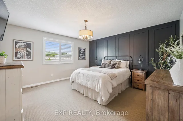 Additional image 16 of 457 Beaumont Cres