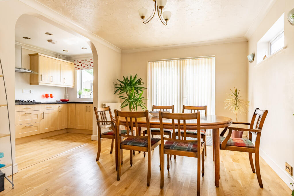 Additional image 3 of Oakwood Drive, St. Albans, Hertfordshire, AL4