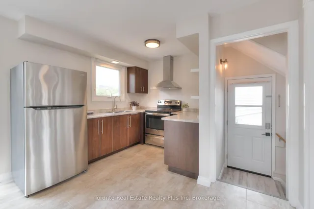 Additional image 12 of 31 Roberts Cres