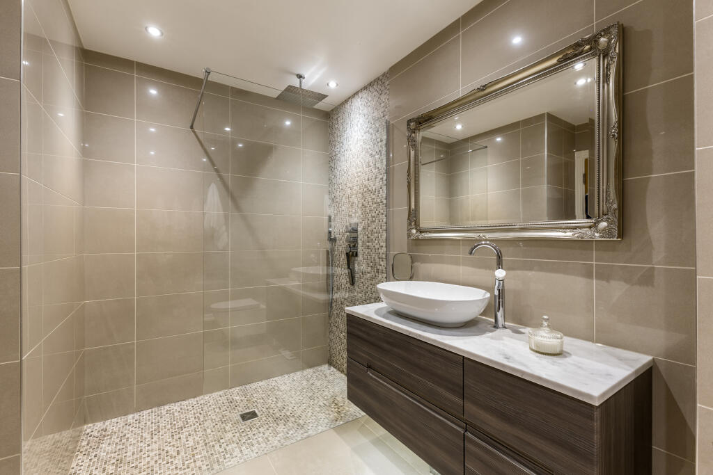 Additional image 13 of Sevenacres, Welwyn, AL6