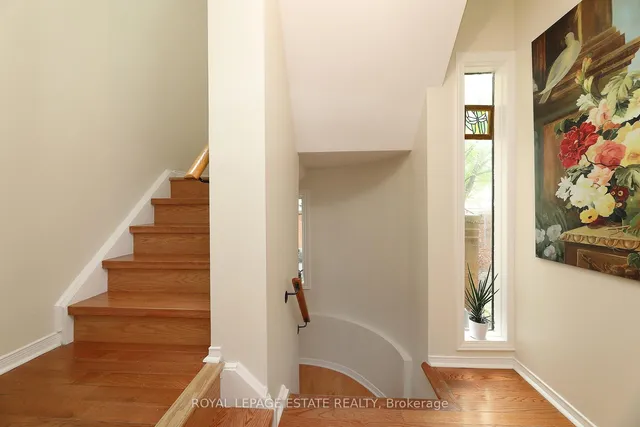 Additional image 20 of 34 Rodeo Ptwy