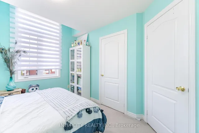 Additional image 29 of 30 Pape Dr