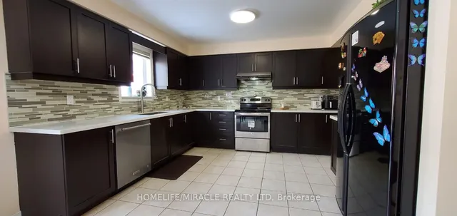 房产图片 8 - 28 Bramfield 街