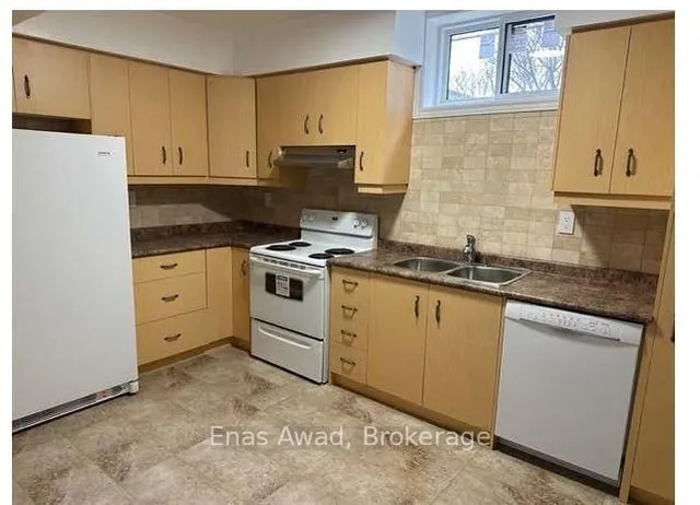 Additional image 30 of 25 Mulholland Ave