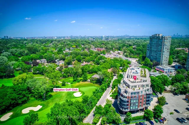 9 Burnhamthorpe Cres Unit PH3