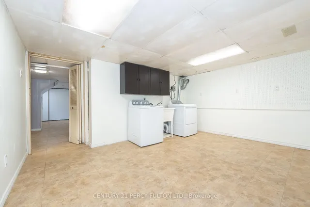 Additional image 23 of 10 Chestnut Cres