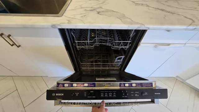 Additional image 27 of 70 Elmsthorpe Ave Unit 103