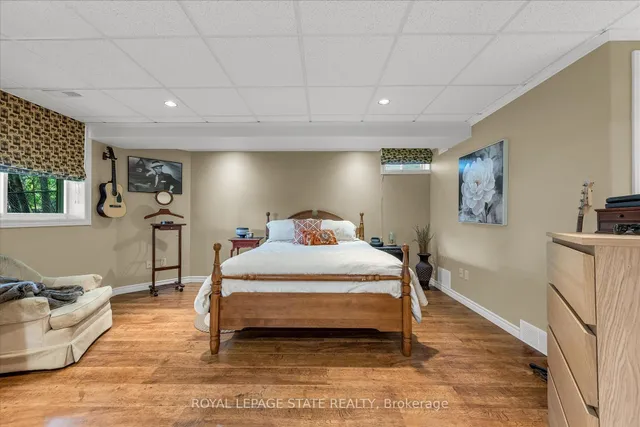 Additional image 35 of 29 Gaines Ave