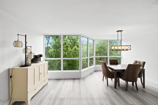 Additional image 10 of 5 Rowntree Rd Unit 407