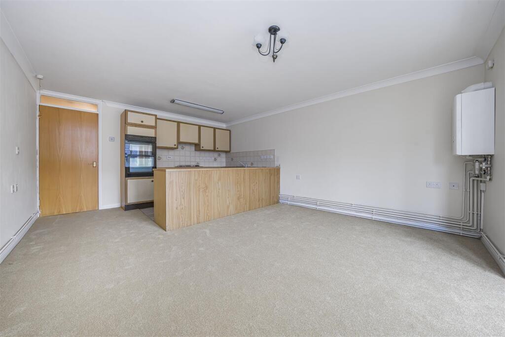 Additional image 2 of The Beeches, Park Street, St. Albans