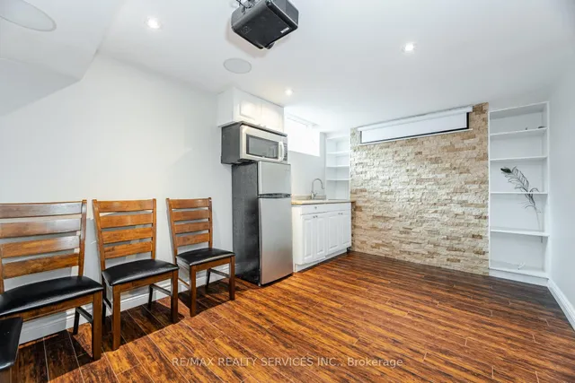 Additional image 39 of 162 Sussexvale Dr