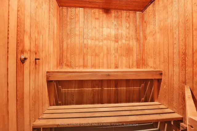 房产图片 21 - 25 Trailwood Dr 单元 2013