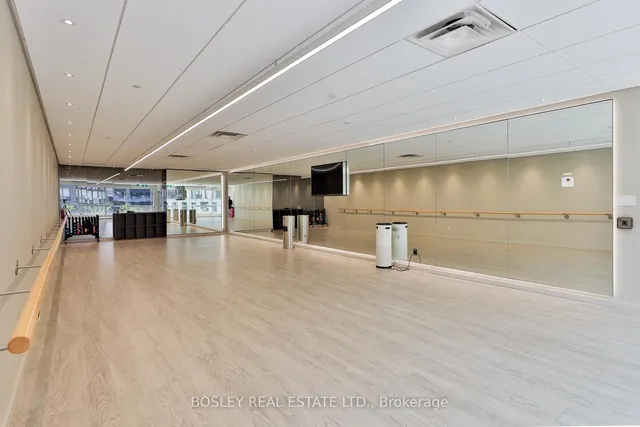 Additional image 15 of 1001 Bay St Unit 1812