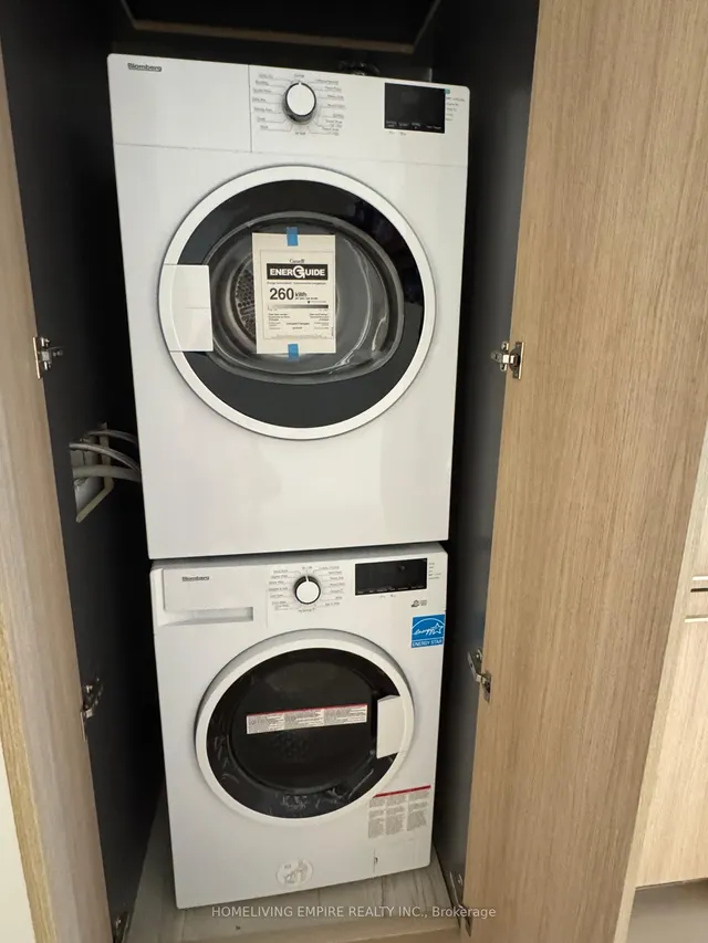 Additional image 11 of 81 Wellesley St Unit 306