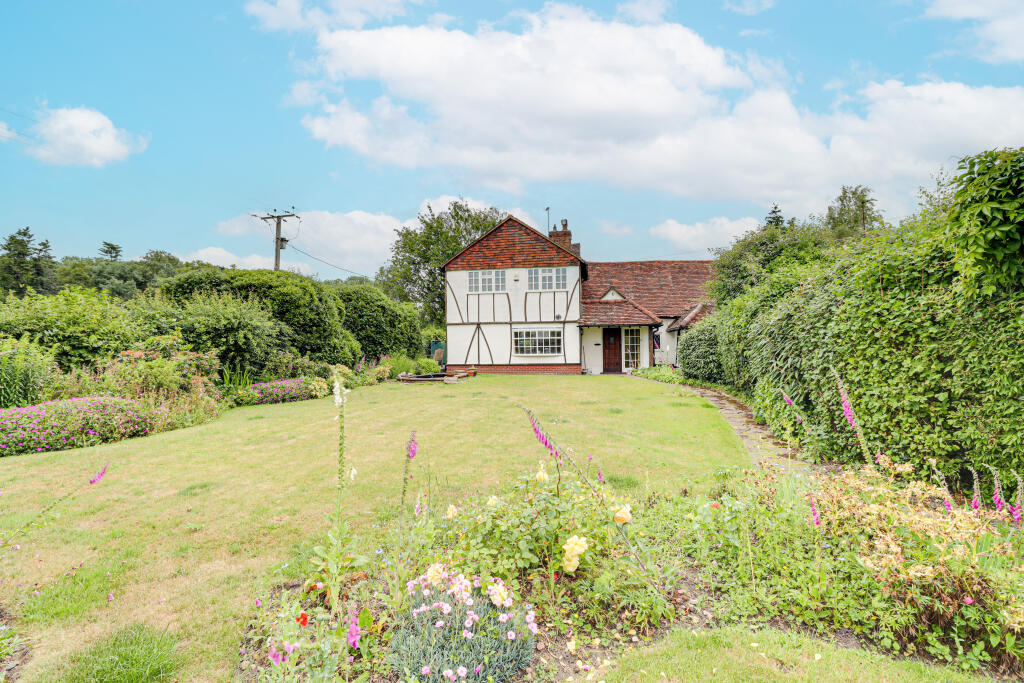 Additional image 24 of Apps Pond, Appspond Lane, Potters Crouch, AL2