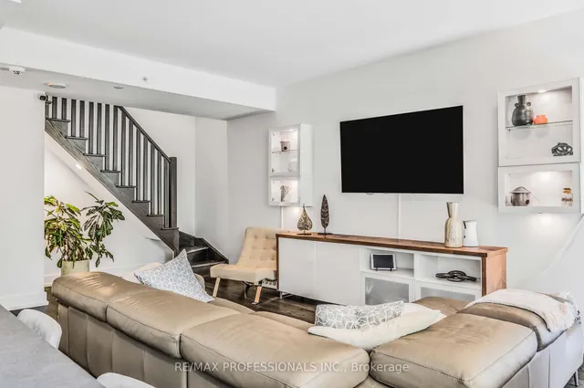 Additional image 43 of 2212 Lake Shore Blvd Unit Th04