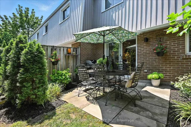 Additional image 39 of 445 Woodview Rd