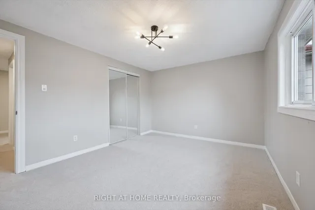 Additional image 16 of 44 Autumn Glen Circ