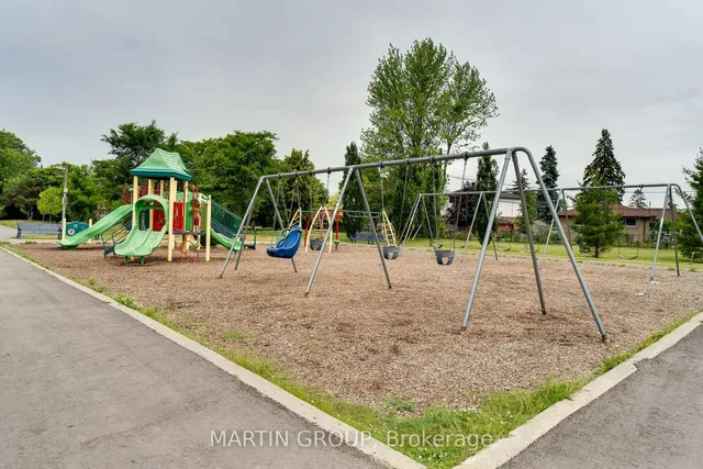 Additional image 40 of 46 Dearbourne Blvd Unit 4