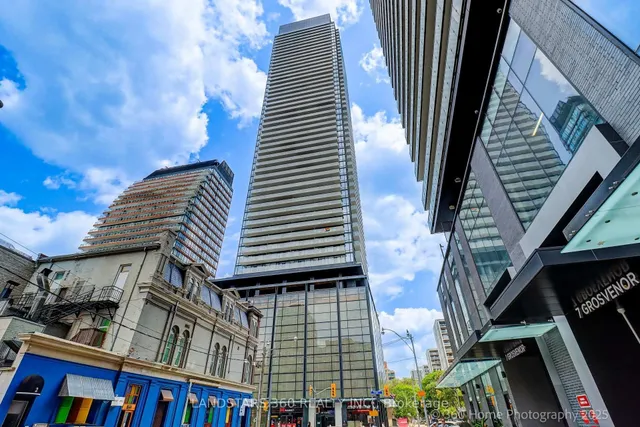 501 Yonge St Unit 4202