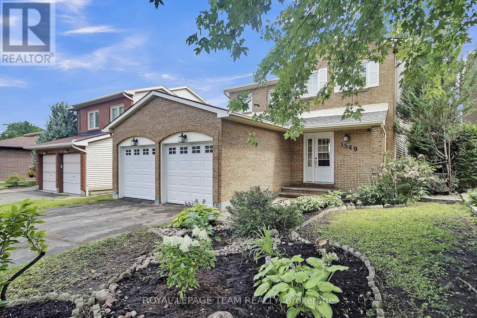 1549 MEADOWFIELD PLACE|Ottawa, Ontario K1C5W1