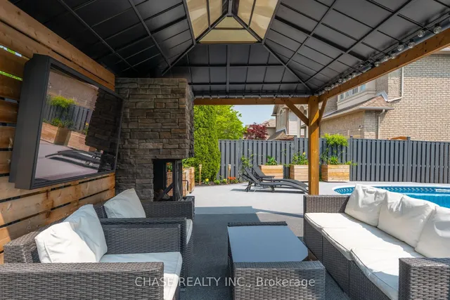 Additional image 45 of 63 Holkham Ave