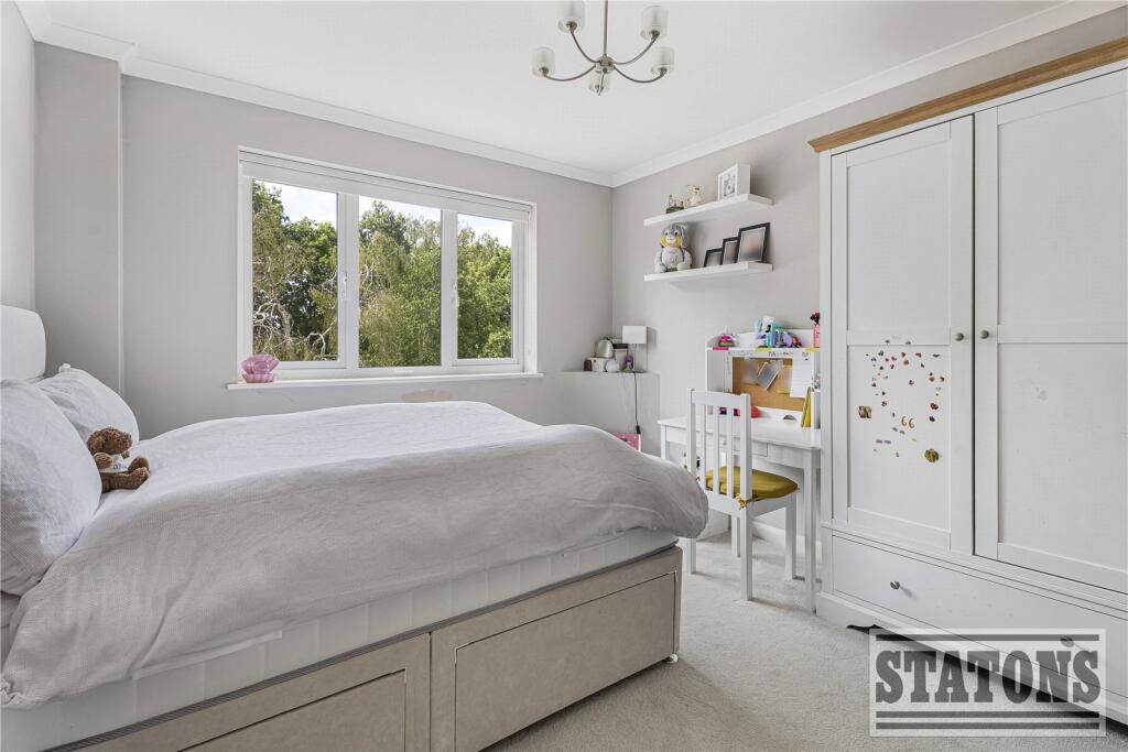 Additional image 13 of Westland Drive, Brookmans Park, Hertfordshire, AL9