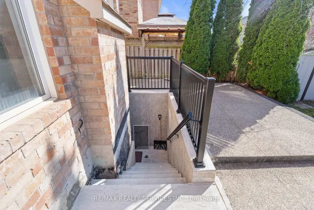 Additional image 40 of 8 Capistro St