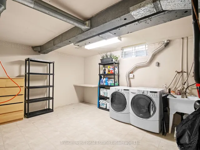 Additional image 35 of 55 Summerhill Cres