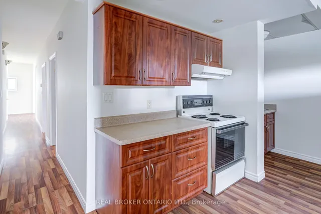 Additional image 21 of 55 Young St