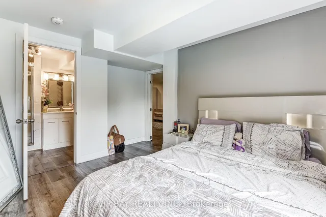 Additional image 30 of 40 Dawnridge Tr