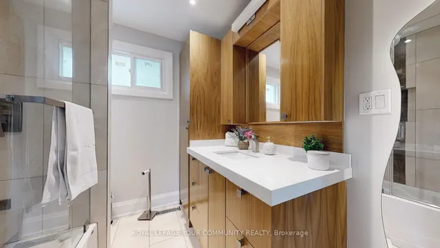 Additional image 27 of 29 Manadon Dr