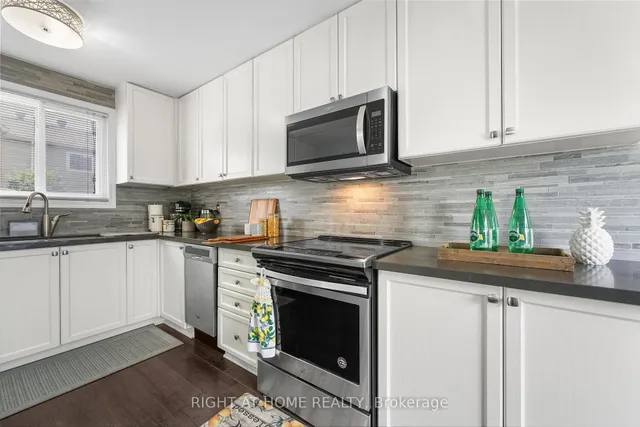 Additional image 16 of 23 Huntingwood Cres