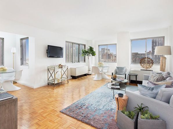 308 E 38th St, New York, NY 