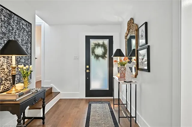 Additional image 5 of 445 Woodview Rd Unit 3